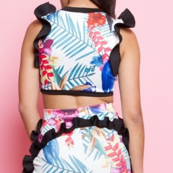 2 Piece Ruffle Multi-Floral Skirt sets - Picture 4 of 4